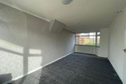 3 bedroom semi-detached house to rent, Derrydown Road, Birmingham, B42
