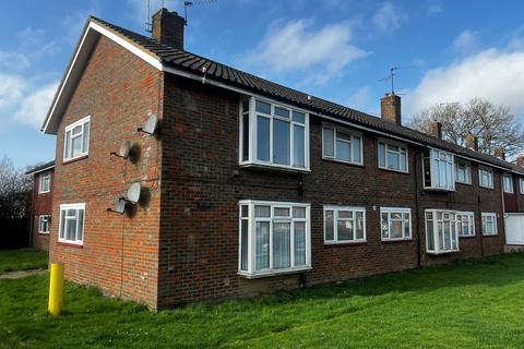 2 bedroom maisonette to rent, Rushetts Road, CRAWLEY