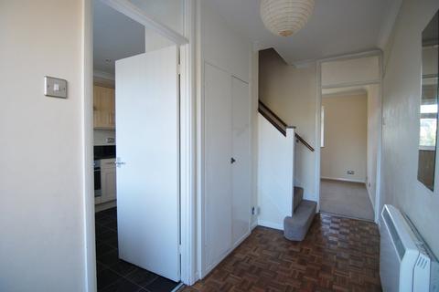 2 bedroom flat to rent, East Street, Tonbridge TN9