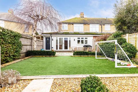 3 bedroom end of terrace house for sale, Cranleigh Close, Bournemouth, BH6 5
