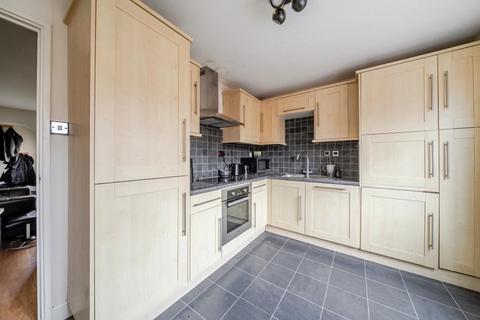 2 bedroom terraced house for sale, Galloway Close,  Swindon,  SN5