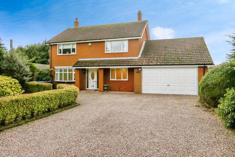 4 bedroom detached house for sale, Marsh Lane, Saundby, Retford