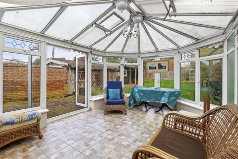 2 bedroom detached bungalow for sale, The Crescent, High Wycombe HP13