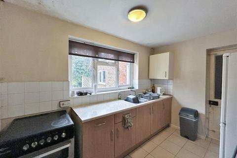 2 bedroom semi-detached bungalow for sale, Stratford Road, Honeybourne