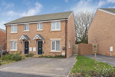 3 bedroom semi-detached house for sale, Hop Yard, Cranbrook, EX5 7JJ