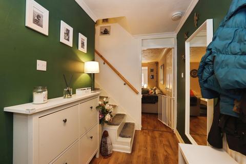 3 bedroom terraced house for sale, Galahad Close, Andover