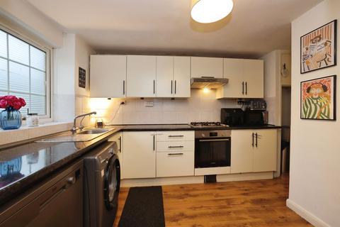 3 bedroom terraced house for sale, Galahad Close, Andover