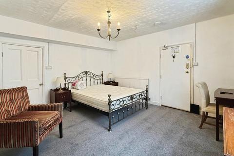undefined, Alfred Street, Westbury