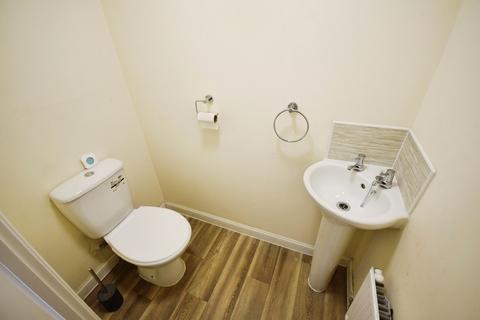 3 bedroom terraced house to rent, Crystal Street, Cobridge
