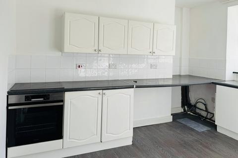 2 bedroom flat to rent, George Street, Plymouth