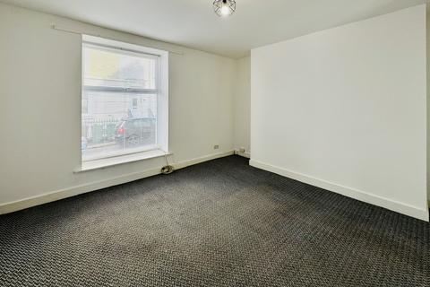 2 bedroom flat to rent, George Street, Plymouth