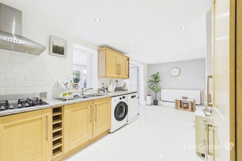 3 bedroom semi-detached house for sale, Finchley Avenue, Derby