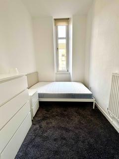 2 bedroom apartment to rent, 21 Boyd Street, Crosshill