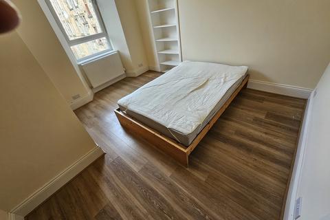 2 bedroom apartment to rent, Elizabeth Street, Ibrox