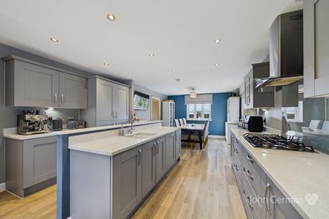 4 bedroom detached house for sale, Oakland Drive, Moira