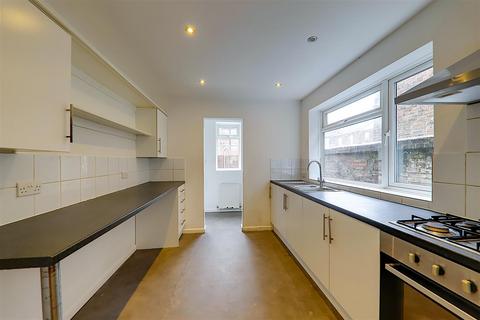 3 bedroom terraced house for sale, Pavillion Road, Worthing, BN14