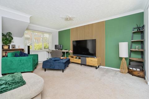 3 bedroom semi-detached house for sale, Nightingale Close, Torquay