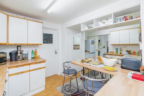 undefined, Baccara Grove, Bletchley, MILTON KEYNES