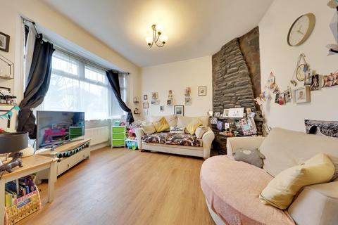 3 bedroom end of terrace house for sale, Perry Hall Road, Orpington