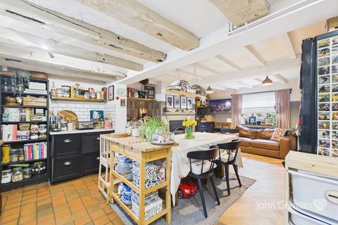 3 bedroom cottage for sale, Main Street, Barton-under-Needwood