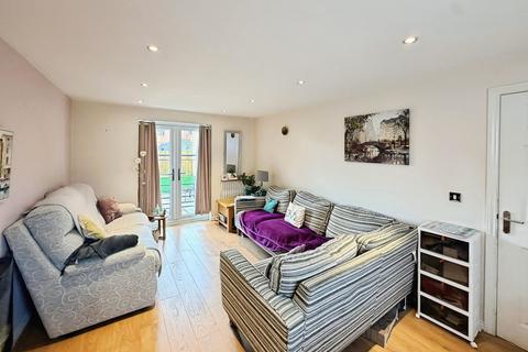 undefined, Topliss Way, Middleton