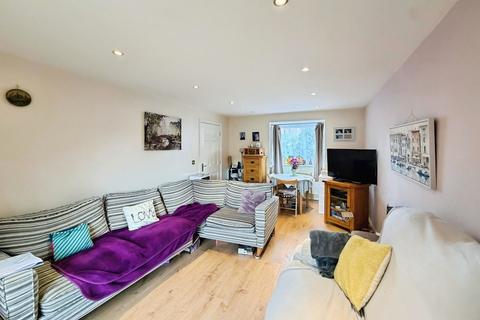 3 bedroom semi-detached house for sale, Topliss Way, Middleton
