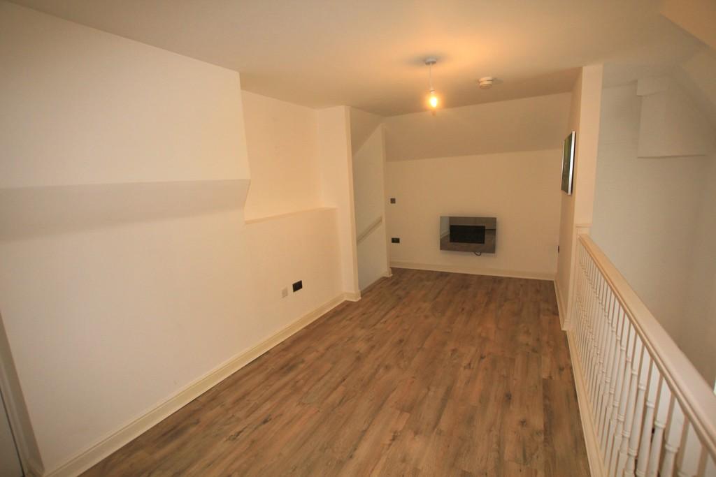 Mezzanine 4