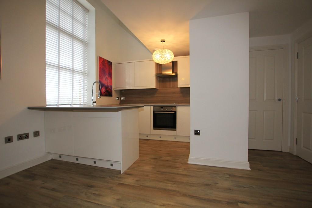 Kitchen/living area 3