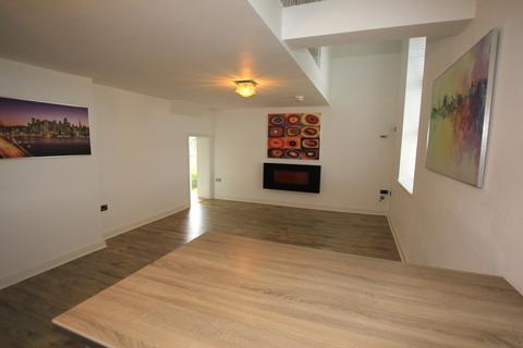 undefined, Kingswood Park, Duplex Apartment