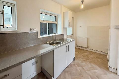 3 bedroom semi-detached house for sale, Mapletoft Avenue, Mansfield Woodhouse