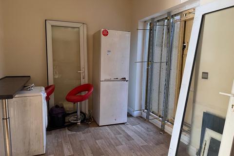 3 bedroom house for sale, Oaklands Park Avenue, Ilford