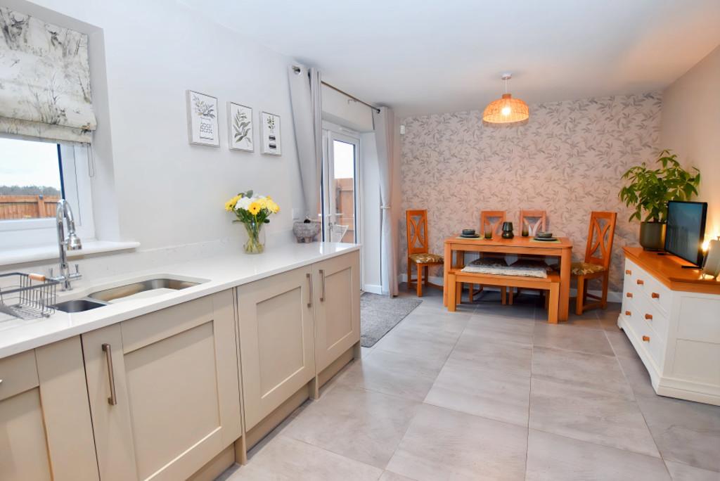 Dining Kitchen 4