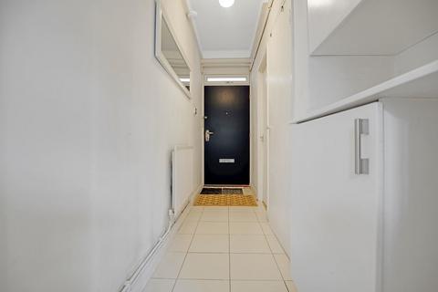 undefined, Purbrook Estate, Tower Bridge Road