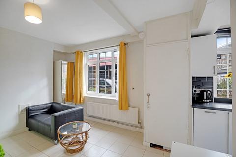 undefined, Purbrook Estate, Tower Bridge Road