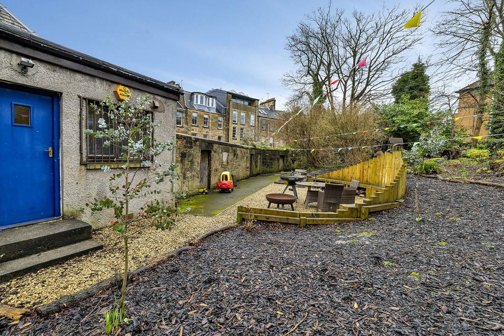 78-web-or-mls-7 Dundonald Road Basement Flat 3