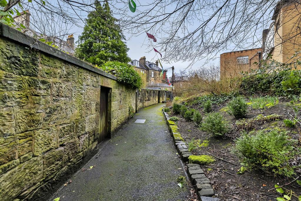 75-web-or-mls-7 Dundonald Road Basement Flat 6