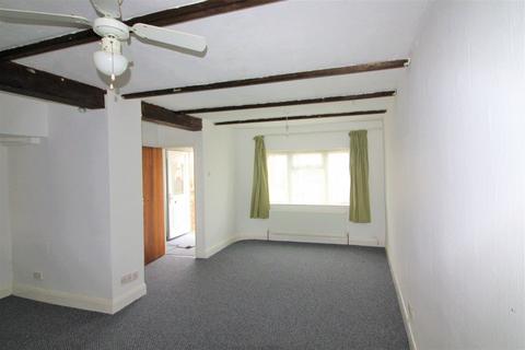 3 bedroom semi-detached house for sale, Findhorn Avenue, Hayes
