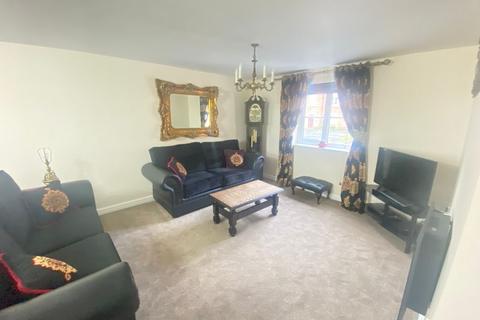 2 bedroom apartment to rent, Weavers Court, Preston New Road