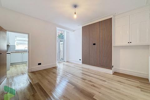 3 bedroom terraced house for sale, Avondale Road, Darwen