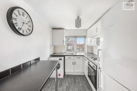 2 bedroom maisonette for sale, Thorn Hill, North Weald