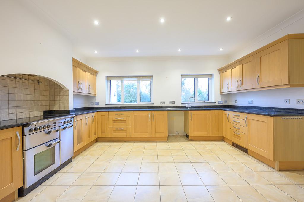 Selwyn House-29