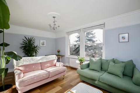 2 bedroom apartment for sale, Hampton Road, Teddington