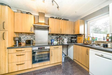 3 bedroom terraced house for sale, School Road, Hampton TW12