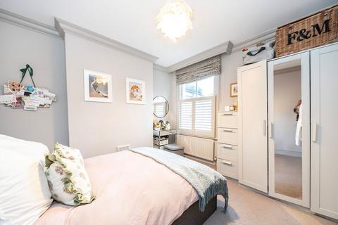 2 bedroom flat for sale, Wardo Avenue, London SW6