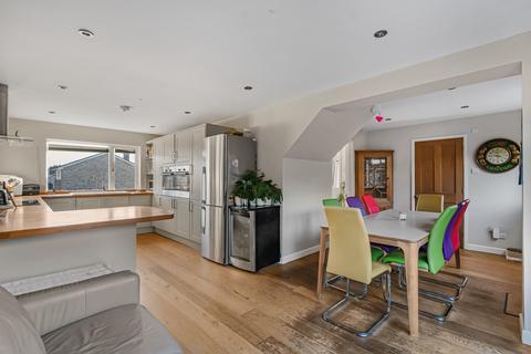 4 bedroom detached house for sale, Merryfield Road, Petersfield GU31