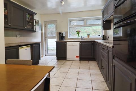 undefined, Glamorgan Terrace, Gilfach Goch, PORTH