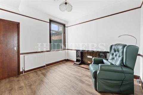 3 bedroom house for sale, Clonmell Road, London, N17
