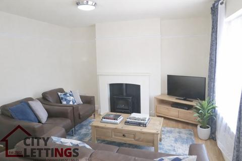 2 bedroom semi-detached house to rent, Fraser Road, The Meadows