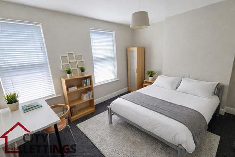 undefined, Lois Avenue, Nottingham
