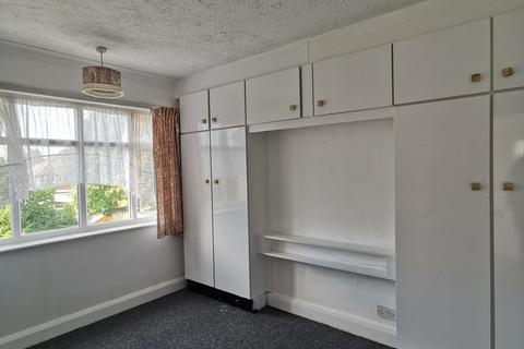 3 bedroom semi-detached house to rent, Lankers Drive, Harrow